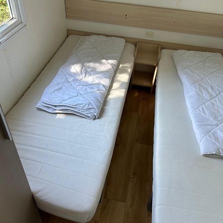 Luxueuze Stacaravan 4Pers Met Terras En Tuintje Bredene Extérieur photo