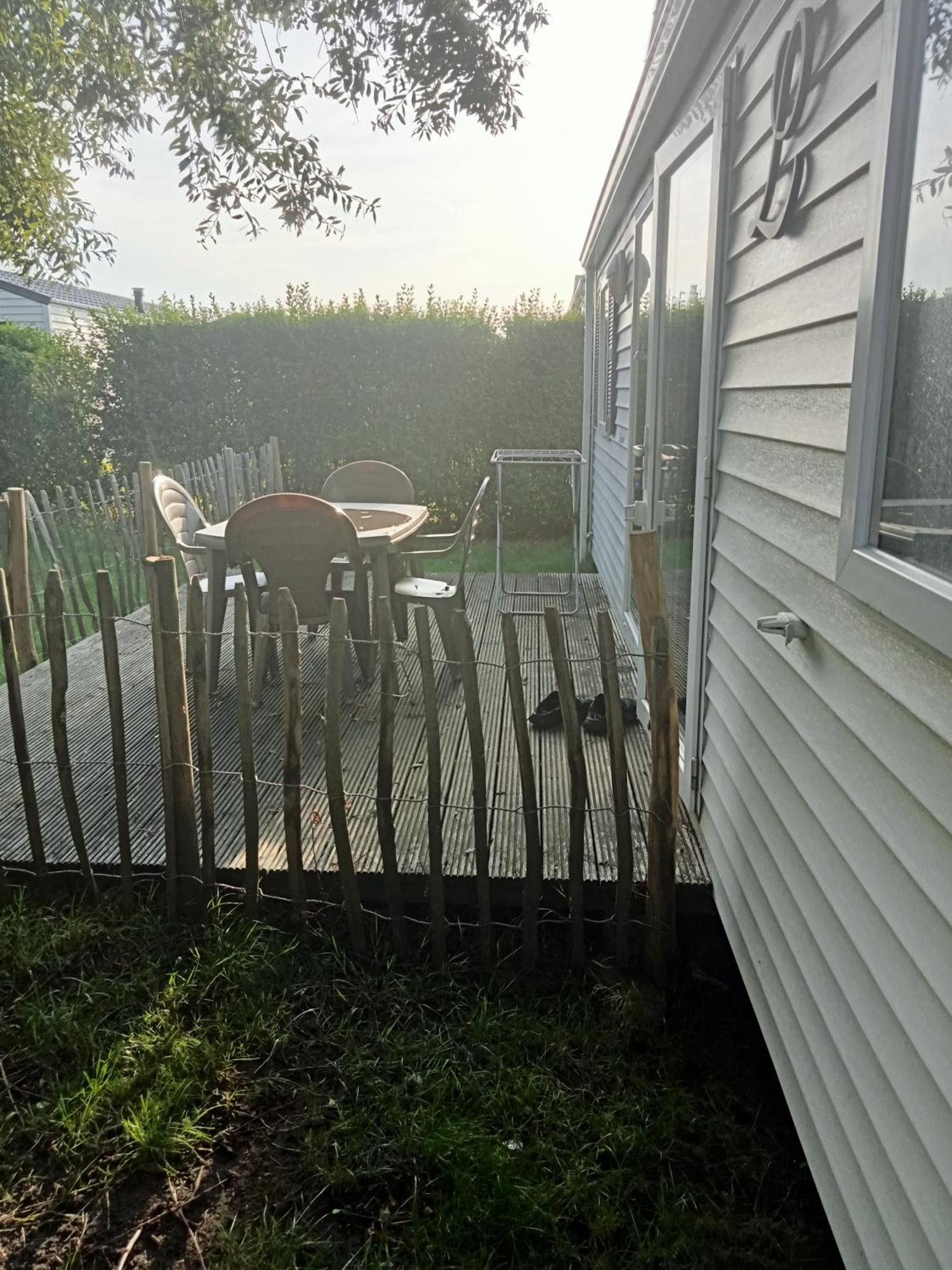 Luxueuze Stacaravan 4Pers Met Terras En Tuintje Bredene Extérieur photo